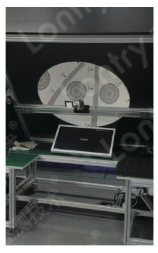 球形光源與一體測試架（示意）